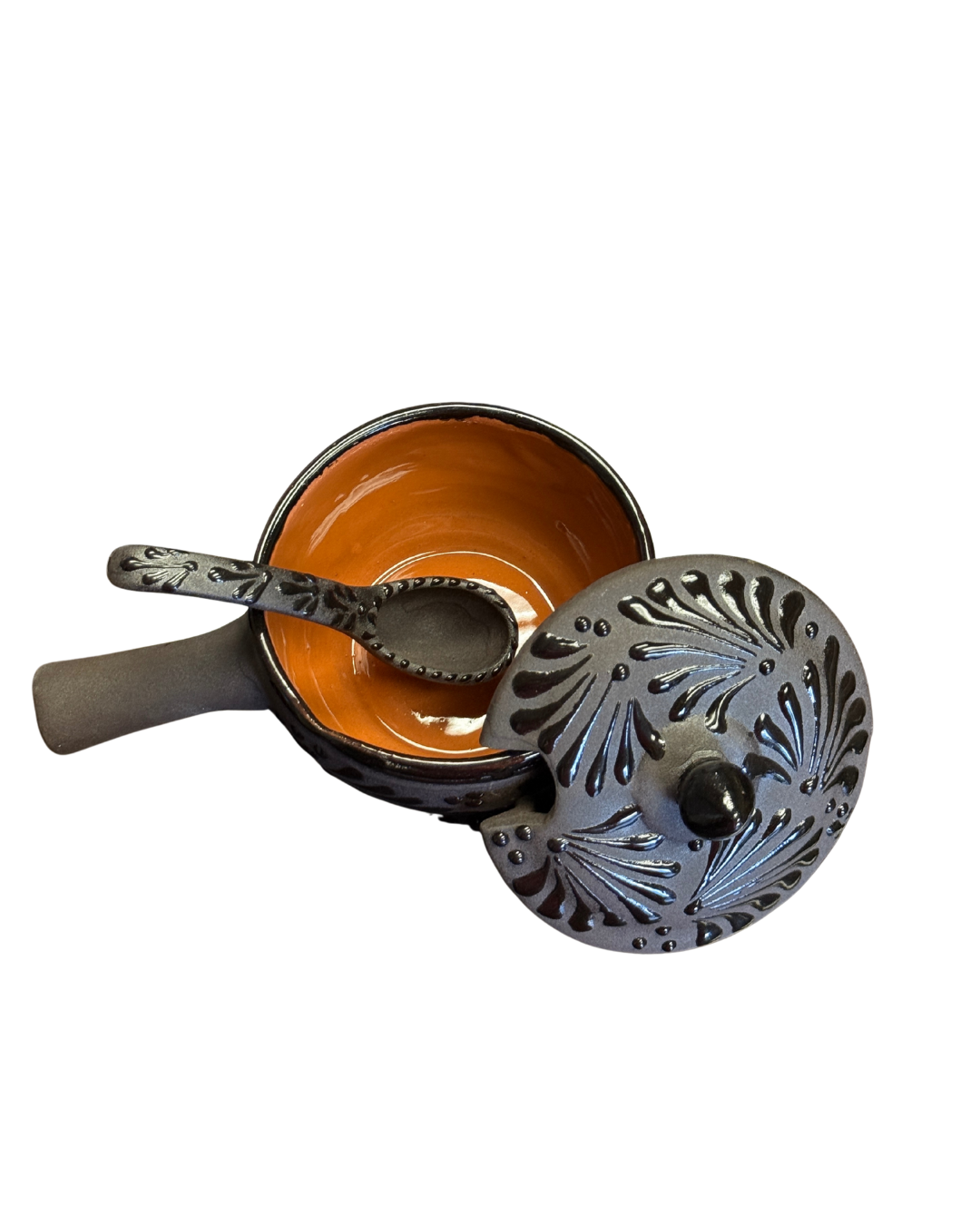 SOPERA NEGRO CON CUCHARA