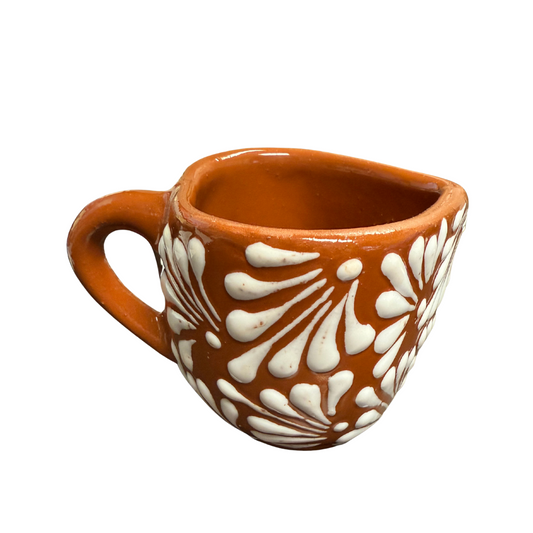 TAZA CORAZON EN RELIEVE CHICA