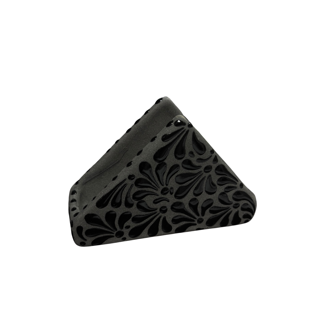 SERVILLTERO TRIANGULAR NERGO CON NEGRO